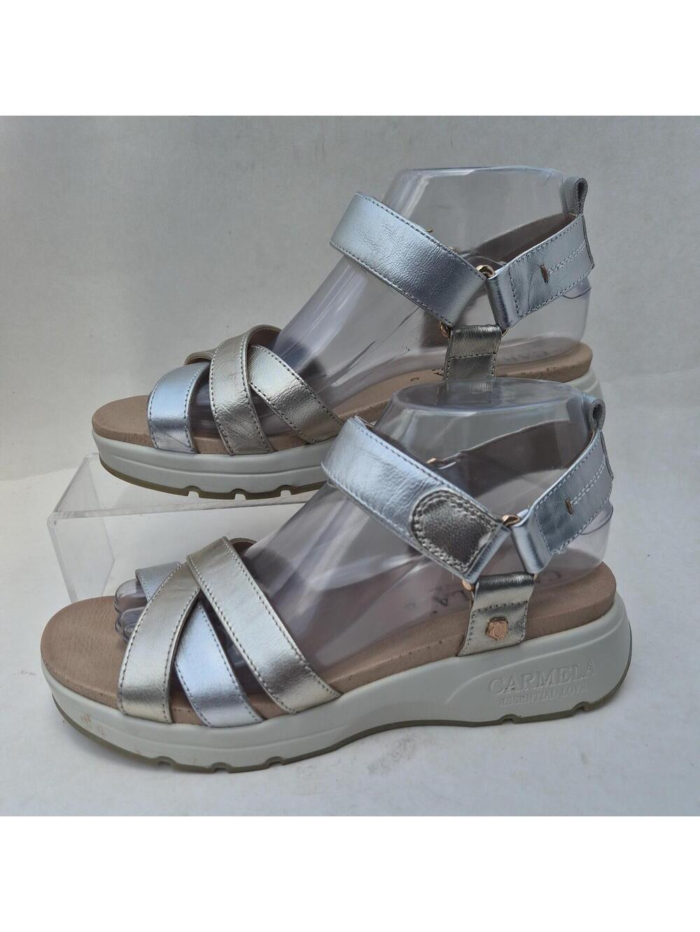 Carmela Strappy Sandals Womens Size 7.5 Oatmeal Beige Leather Strappy Thong